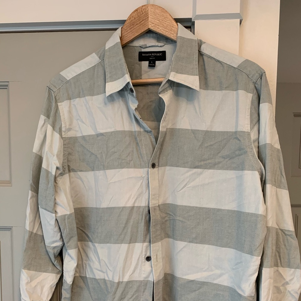 Banana republic slim fit button down large
